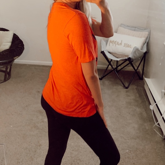 UD tee - Picture 2 of 6